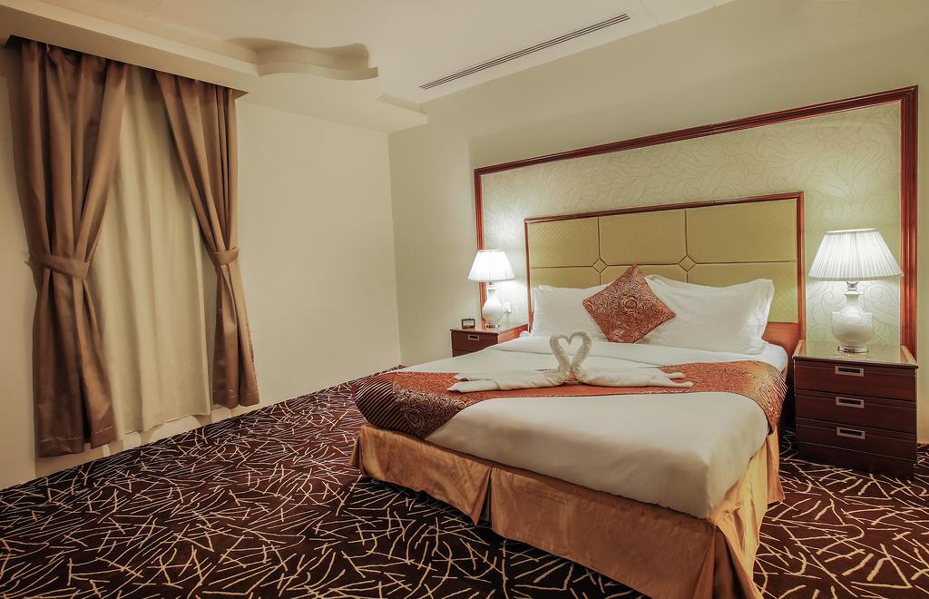 Rest Night Serviced Apartments- Alhamra Riyadh Exterior photo A bedroom at the hotel