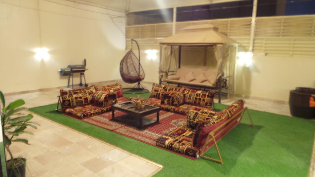 Rest Night Serviced Apartments- Alhamra Riyadh Exterior photo A majlis in a hotel in Dubai